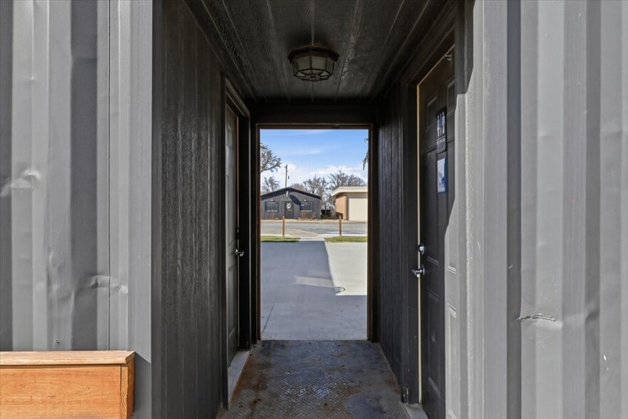 More Photos Of 131 3rd St, Underwood Specialty For Sale