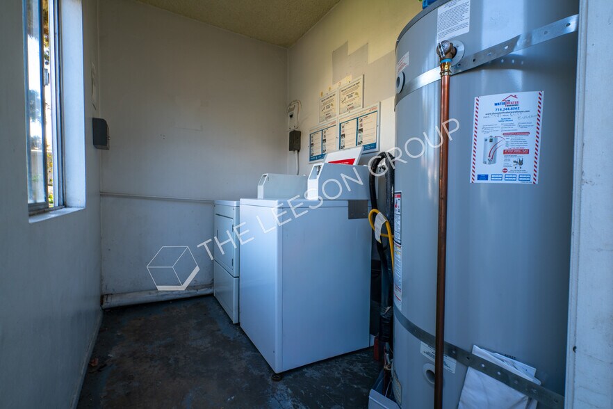 More Photos Of 3420 W Danbrook Ave, Anaheim Apartments For Sale