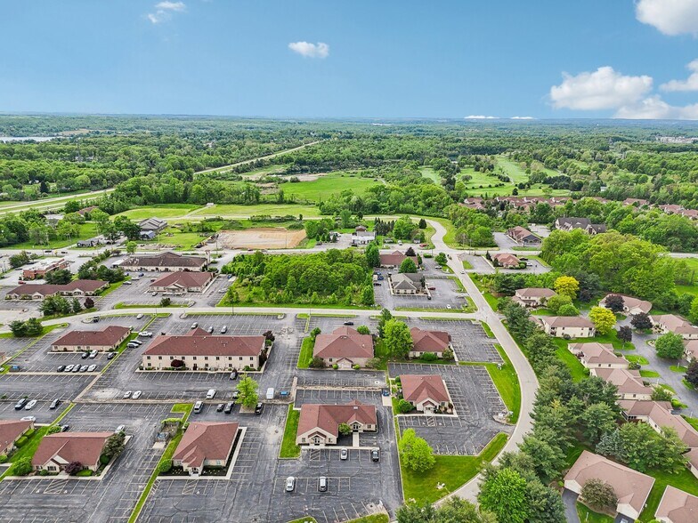 More Photos Of 819 Southwestern Run, Youngstown Medical For Sale