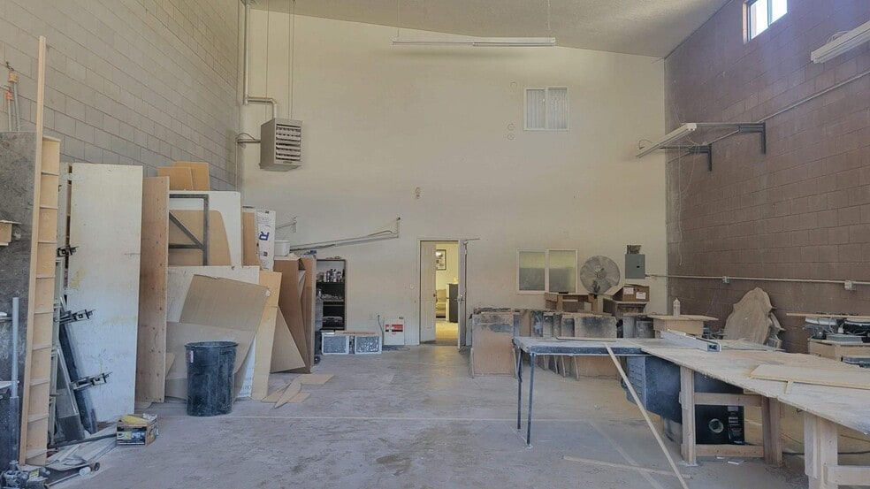 More Photos Of 1144 N Airport Rd, Cedar City Warehouse For Lease