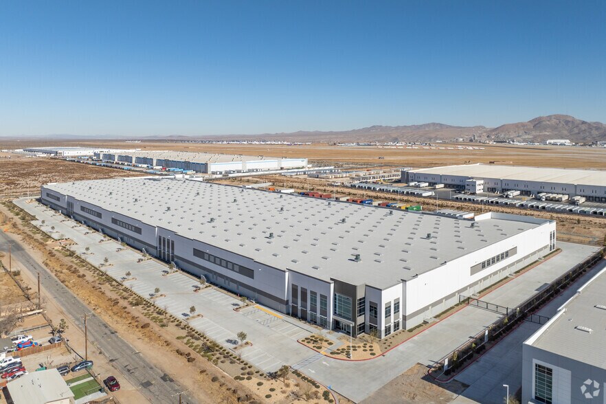 More Photos Of 12179 Momentum Rd, Victorville Warehouse For Sale