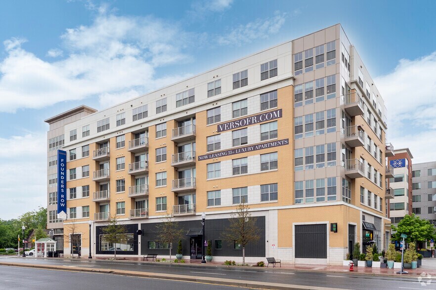 More Photos Of 916 W Broad St, Falls Church Coworking Space