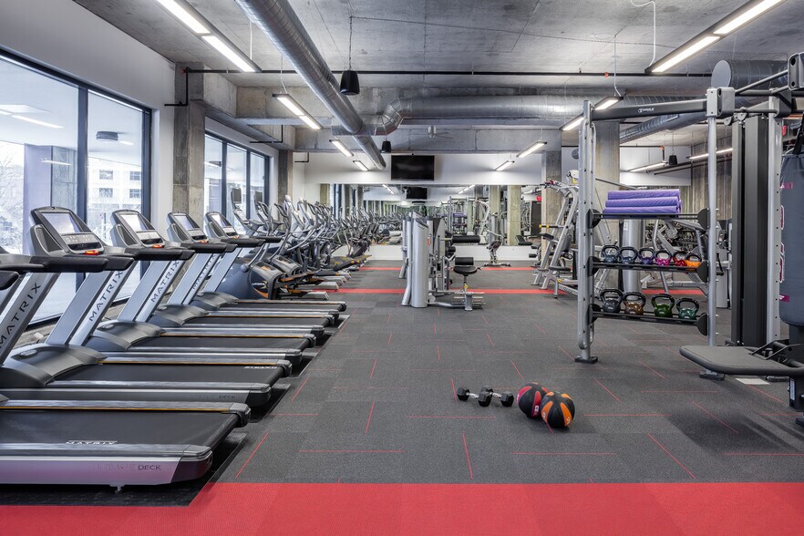 More Photos Of 323 Washington Ave N, Minneapolis Loft Creative Space For Lease