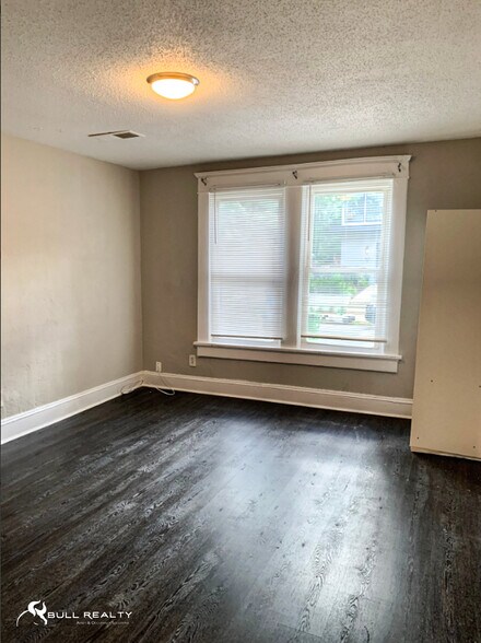 More Photos Of 494 Winton Ter NE, Atlanta Apartments For Sale