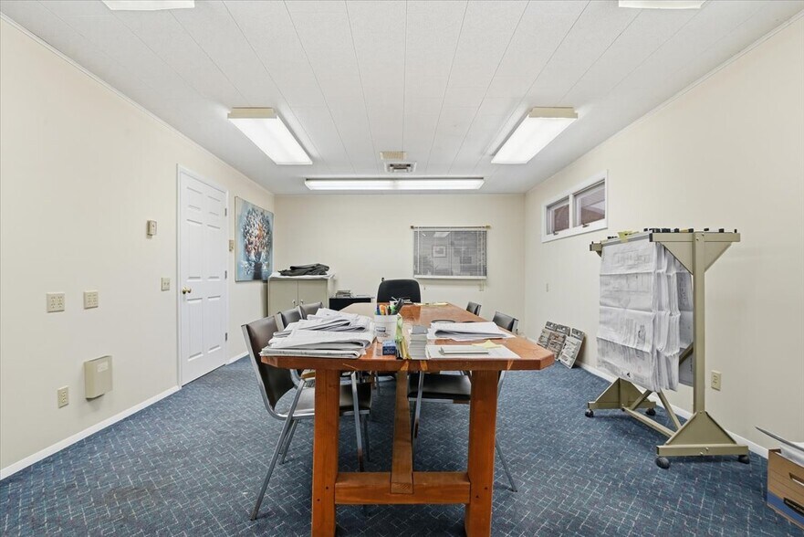 More Photos Of 647 Route 739, Lords Valley Office For Sale