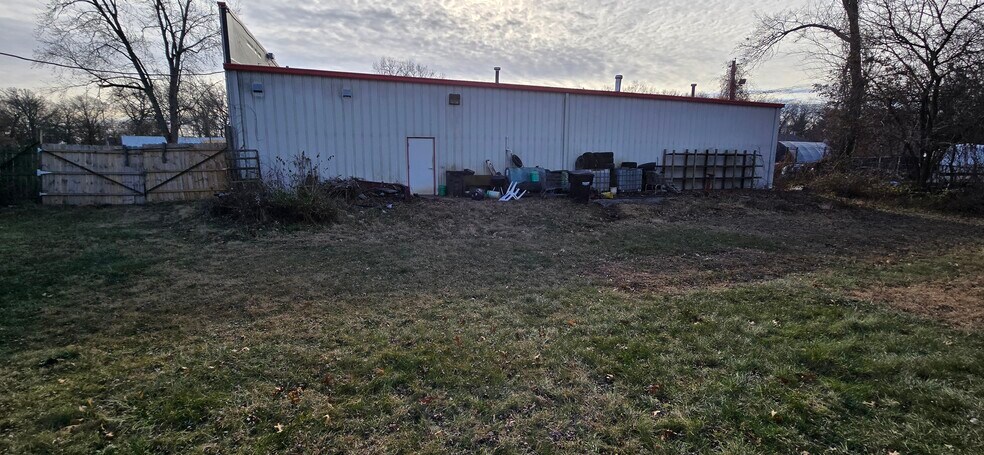 More Photos Of 1302 W US Highway 30, Schererville Auto Repair For Sale