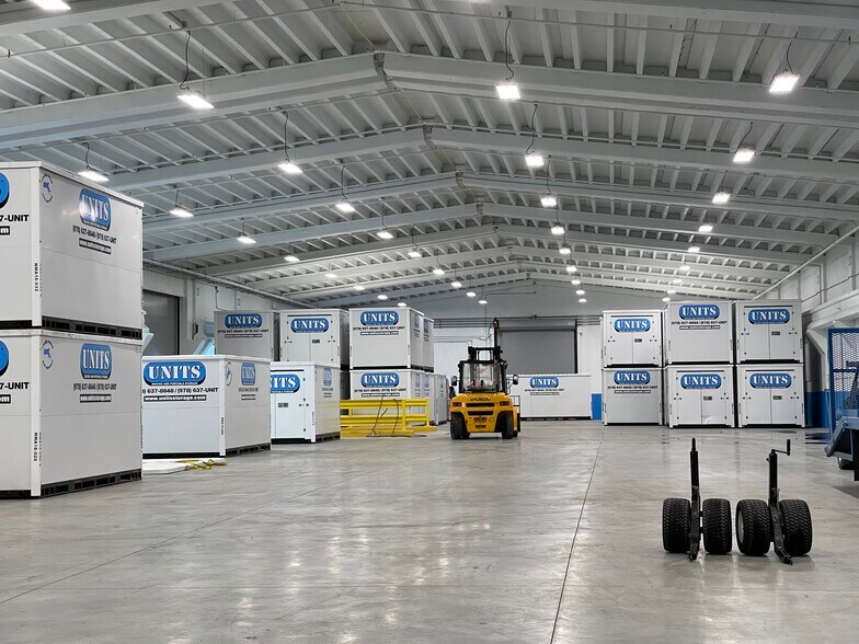 More Photos Of 53 Ayer Rd, Littleton Warehouse For Lease