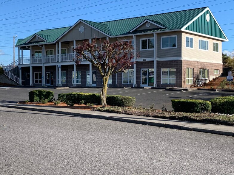 More Photos Of 717 NE 61st St, Vancouver Medical For Lease