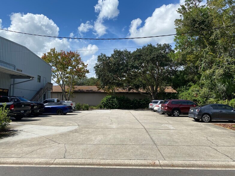 More Photos Of 430 Andalusia Ave, Ormond Beach Warehouse For Lease