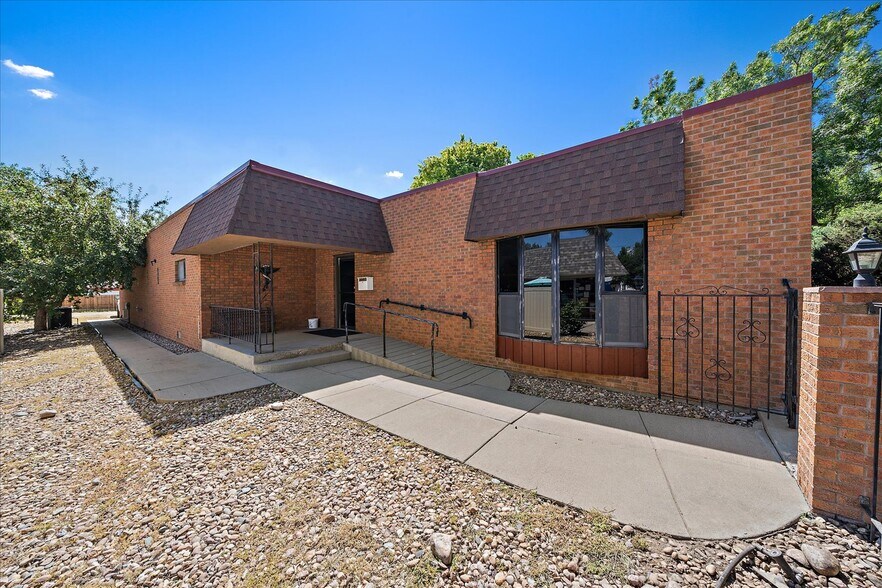 More Photos Of 40 S 6th Ave, Brighton Medical For Sale