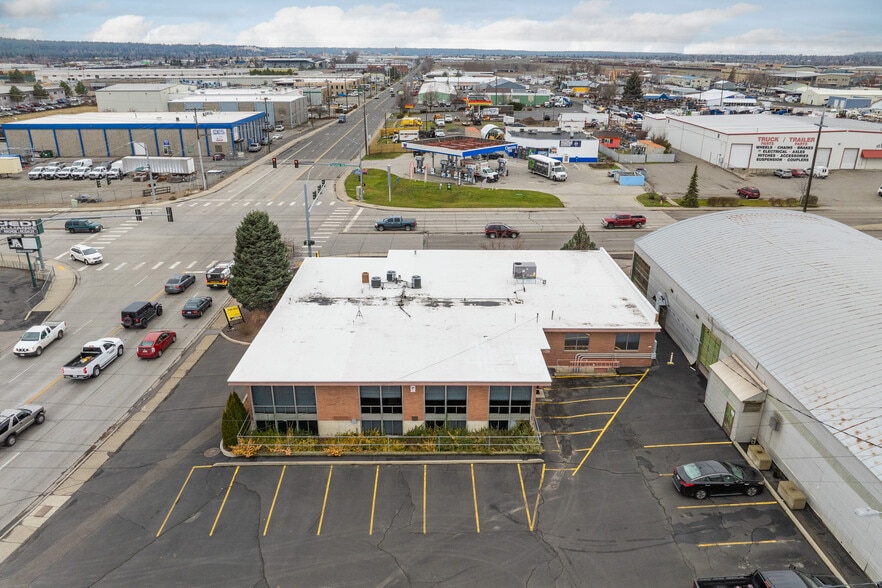 More Photos Of 802 N Fancher Rd, Spokane Valley Office For Sale