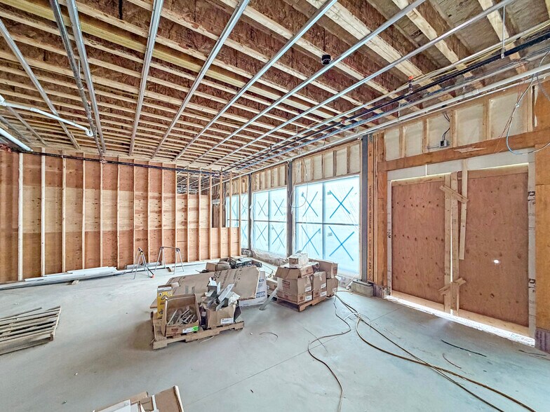 More Photos Of 3 Newburyport Tpke, Newbury Apartments For Lease