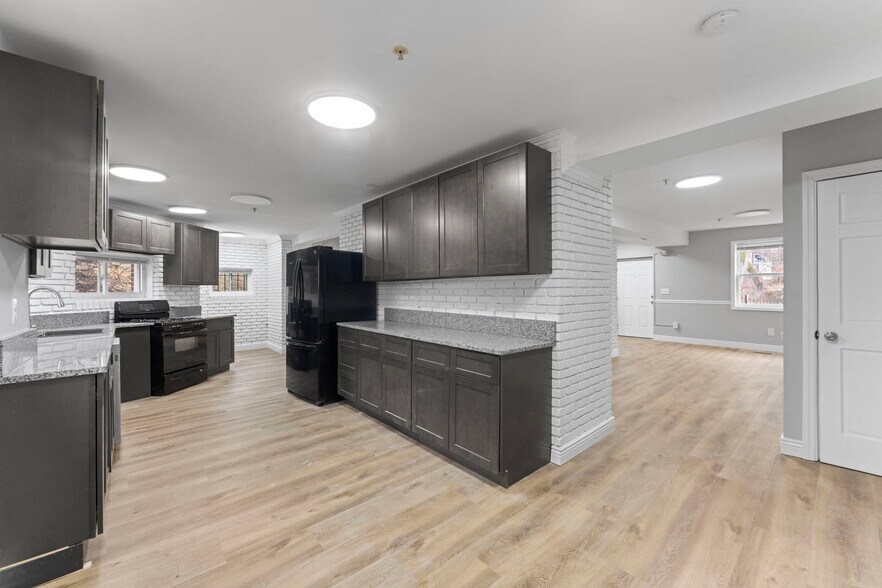 More Photos Of 922 Ridge Rd Se, Washington Assisted Living For Lease