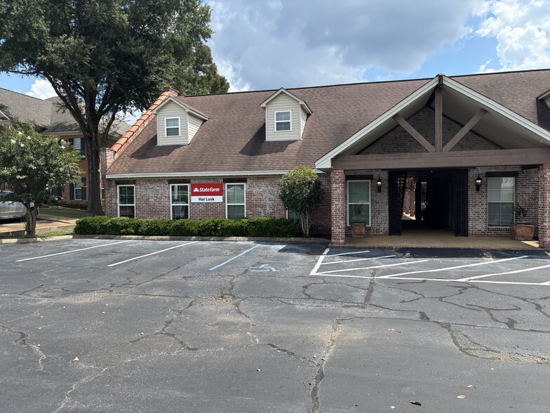 Primary Photo Of 5606 I 55 S, Byram Office For Lease