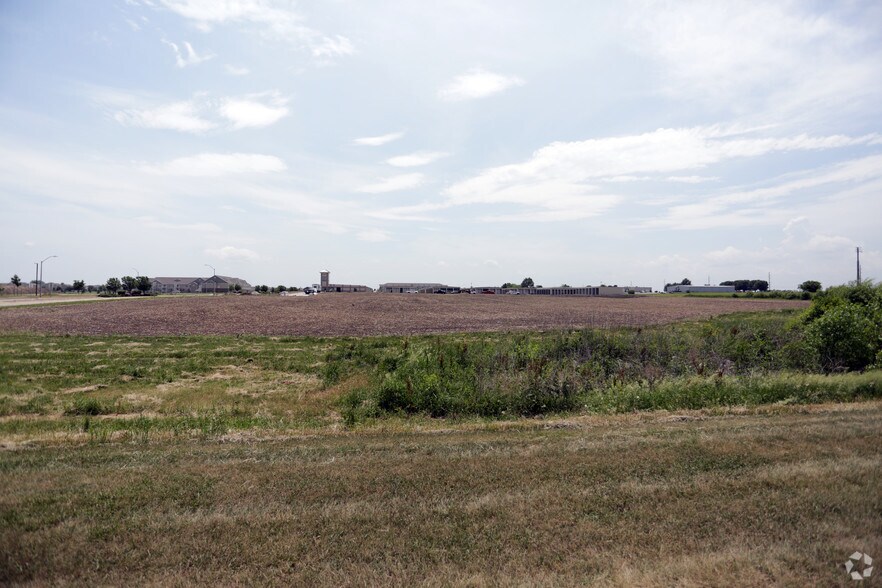 More Photos Of 1250 Hickman Rd, Waukee Storefront For Lease