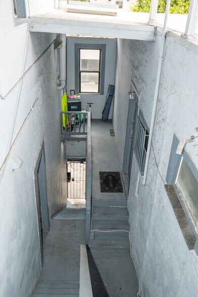 More Photos Of 3265 22nd St, San Francisco Apartments For Sale