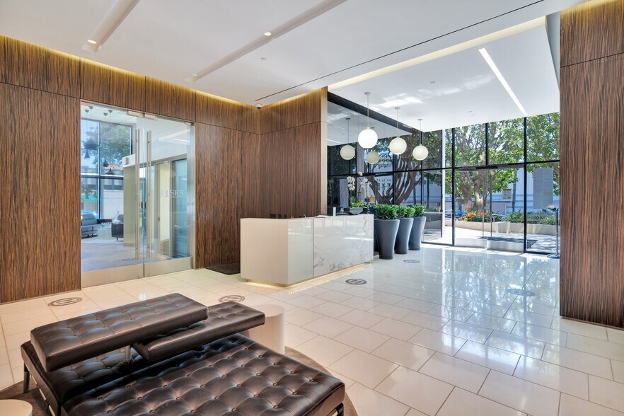 More Photos Of 233 Wilshire Blvd, Santa Monica Office For Lease