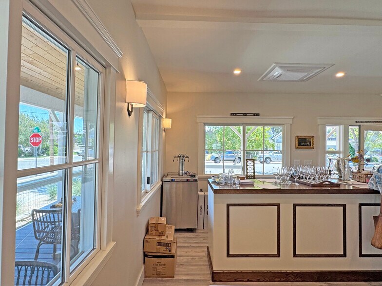 More Photos Of 745 Park St, Paso Robles General Retail For Sale