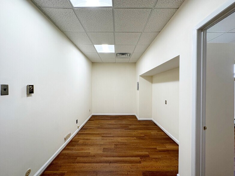 More Photos Of 15 valley St, South Orange Office For Lease