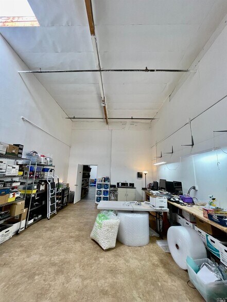More Photos Of 1130 Industrial Ave, Petaluma Light Manufacturing For Sale