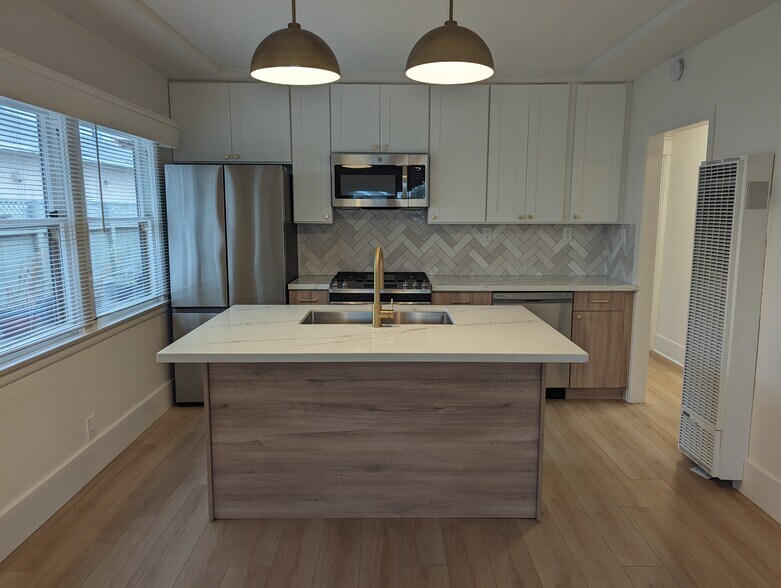 More Photos Of 4156 Swift Ave, San Diego Multifamily For Sale