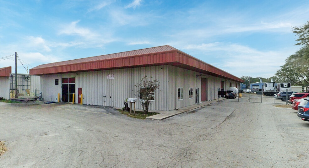 Primary Photo Of 1100 Grape Ave, Saint Cloud Warehouse For Sale