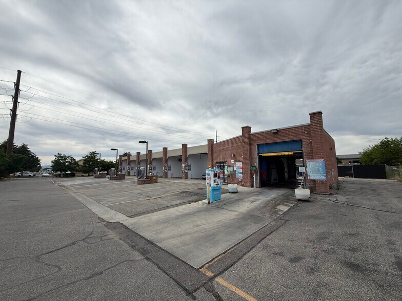Primary Photo Of 115 E 1800 N, North Logan Carwash For Sale
