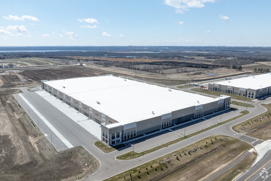 More Photos Of 7701 100th St S, Cottage Grove Distribution For Lease