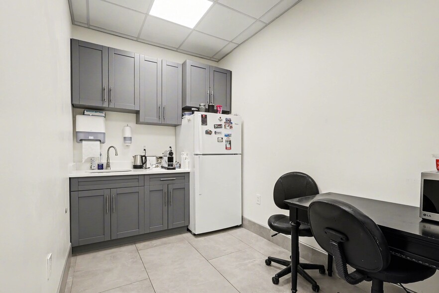 More Photos Of 4681 Elevation Way, Fort Myers Industrial For Sale