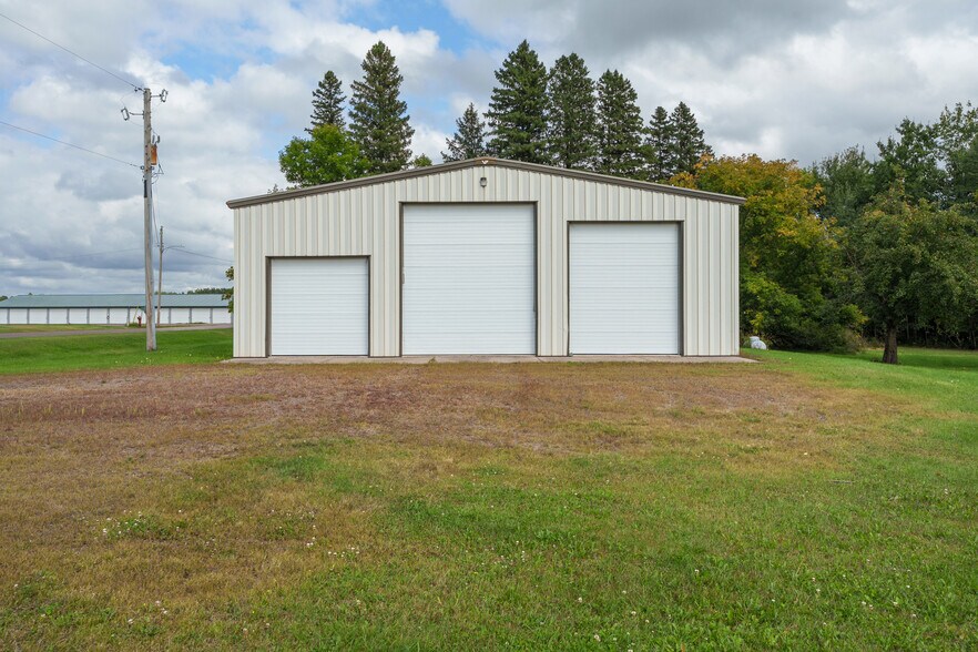 More Photos Of W4146 2nd St, Glen Flora Manufacturing For Sale