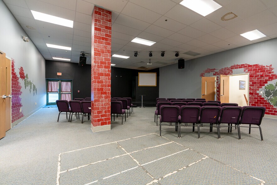 More Photos Of 1701 Westchester Dr, High Point Religious Facility For Sale