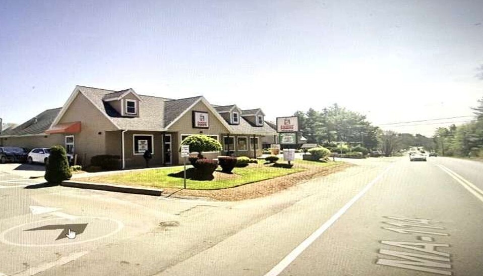 Primary Photo Of 323 N Main St, Middleton Freestanding For Lease