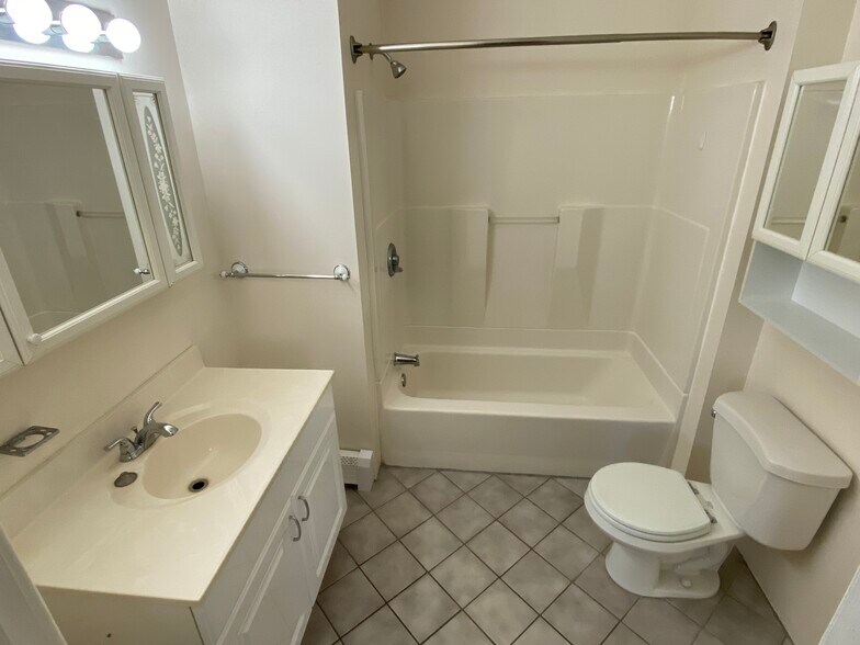 More Photos Of 31 Congress St, Cohoes Apartments For Sale