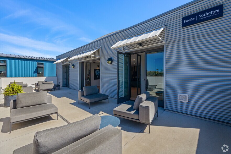 More Photos Of 330 S Cedros Ave, Solana Beach Apartments For Lease