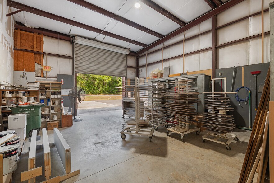 More Photos Of 26509 NW Us-27, High Springs Warehouse For Sale