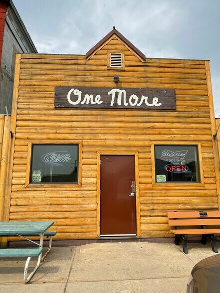 Primary Photo Of 203 Whinery, Binford Casino For Sale