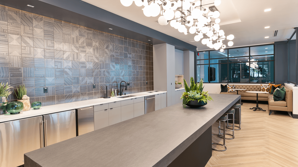 More Photos Of 251 6th St, Sacramento Apartments For Lease
