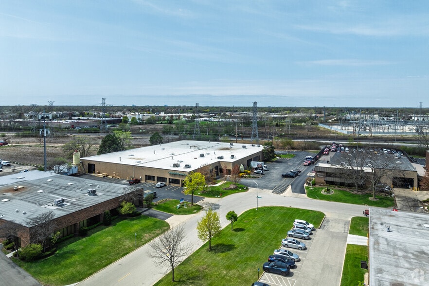 More Photos Of 1-5 Messner Dr, Wheeling Warehouse For Lease