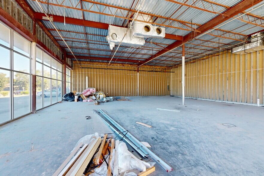 Primary Photo Of 11220 Louetta Rd, Houston Storefront For Lease
