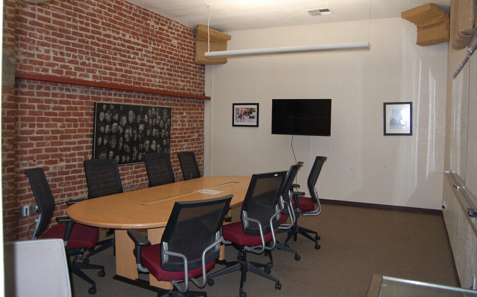 More Photos Of 1715-1723 Broadway, Oakland Office For Lease