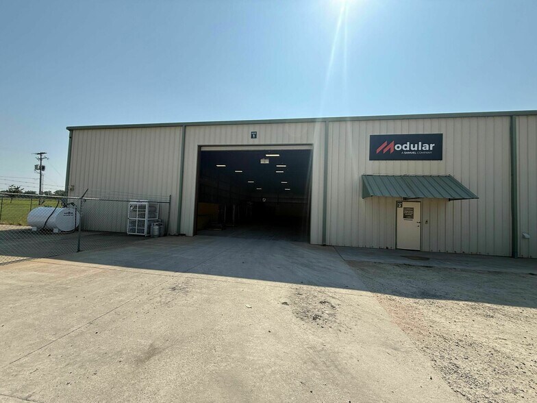 More Photos Of 19042 Lawrence 1240, Marionville Industrial For Sale