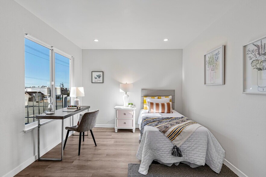 More Photos Of 4606 Cabrillo St, San Francisco Apartments For Sale