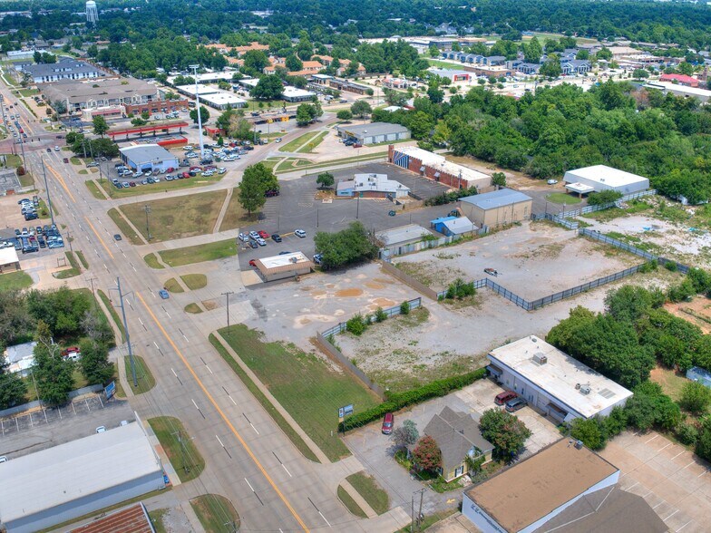 More Photos Of 1301 24th Ave SW, Norman Land For Sale