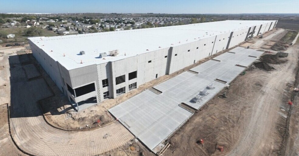 More Photos Of 435 Aiken Dr, San Marcos Unknown For Lease