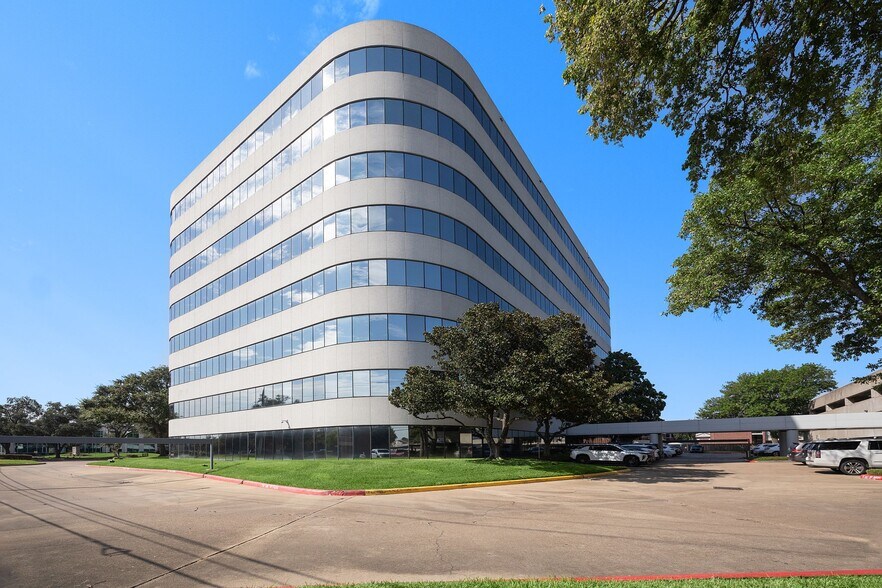More Photos Of 9800 Richmond Ave, Houston Office For Lease