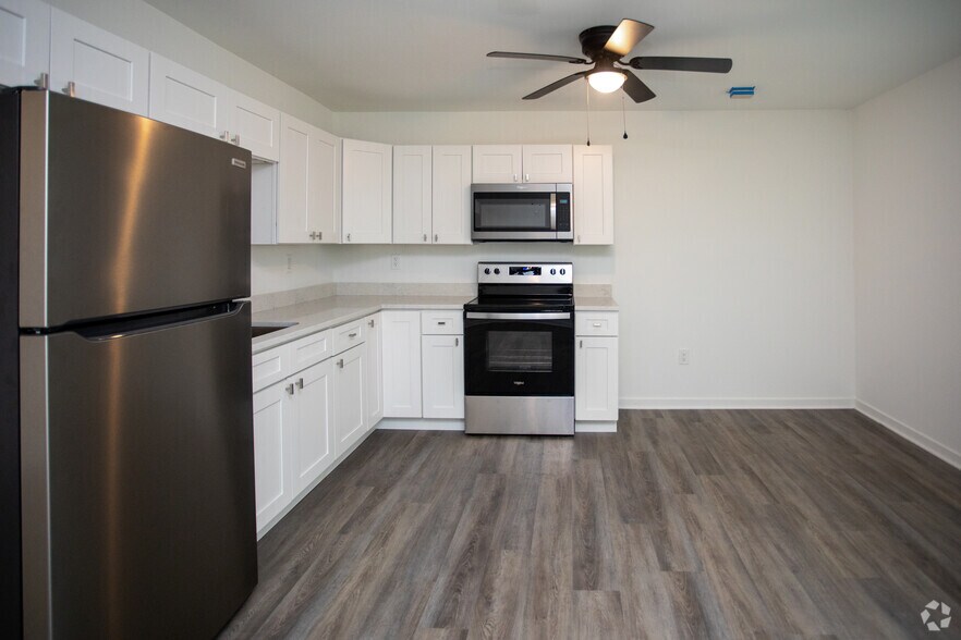 More Photos Of 545740 US Highway 1, Callahan Apartments For Sale