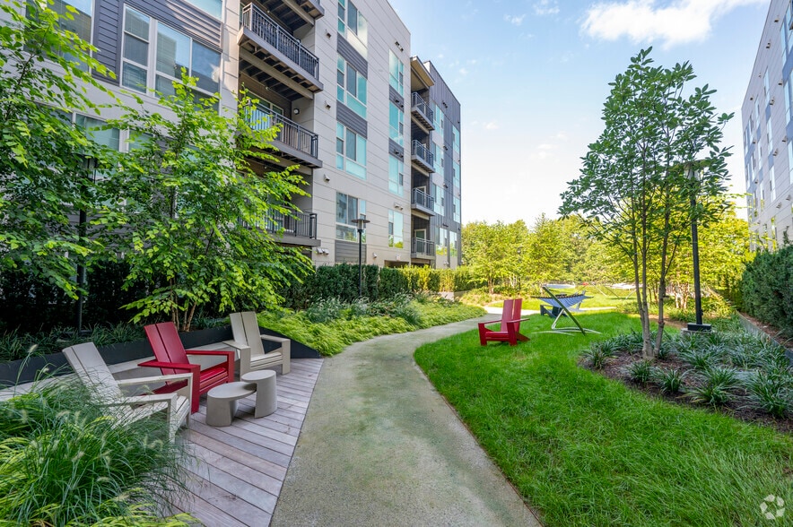 More Photos Of 1260 Spring St, Silver Spring Apartments For Lease