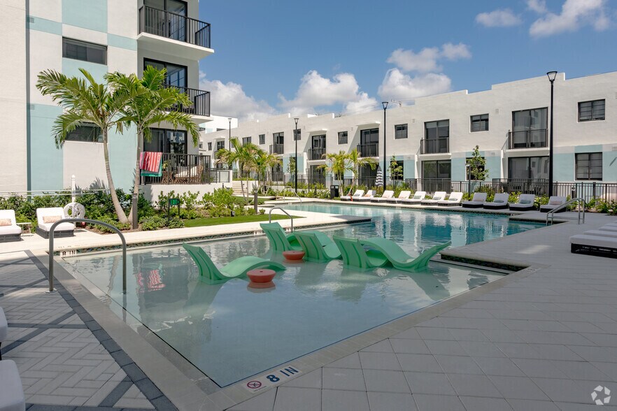 More Photos Of 609 2nd St, West Palm Beach Apartments For Lease