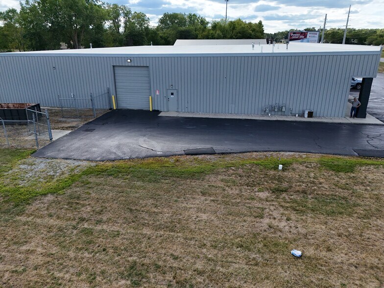 More Photos Of 609-621 E Bigelow Ave, Findlay Light Distribution For Lease