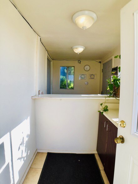 More Photos Of 2128 State Highway 58 Business Route E, Mojave Hotel For Sale